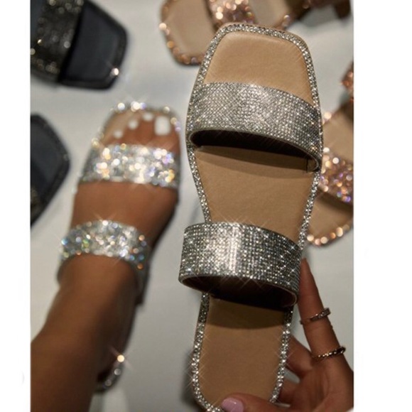 !! NEW !! Embellished Double Strap Square Toe Sandals in Silver - Picture 12 of 12